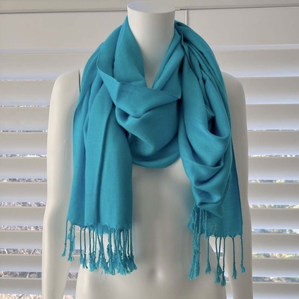 SUZY SHIER Women’s Turquoise Blue Neck Scarf, Accessory, Fringe Edge Pashmina